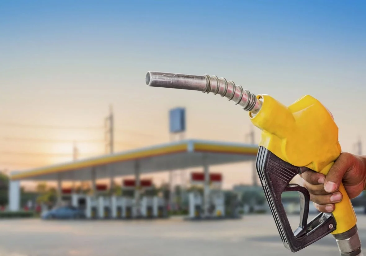 Gasolina com 32% de etanol chega aos postos no Brasil; saiba os impactos no seu carro e no bolso