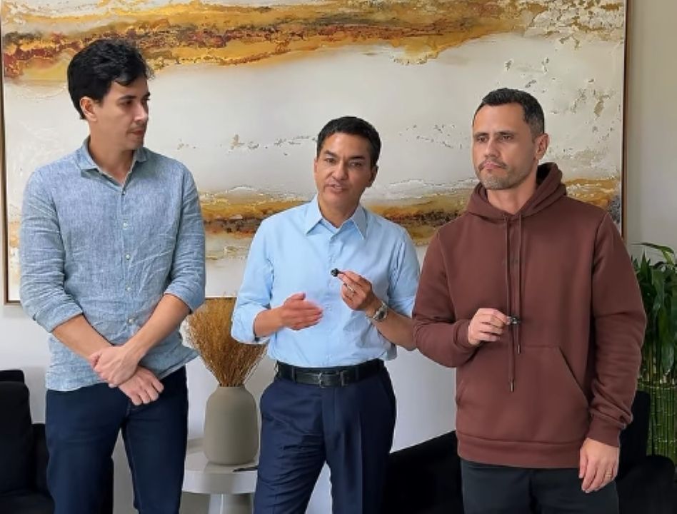 Cleitinho Azevedo desiste de candidatura ao Governo de Minas e pede desculpas aos eleitores