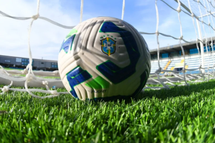 Fim de semana de futebol nacional tem vantagem de Palmeiras e Inter na Copa do Brasil e goleadas no Feminino