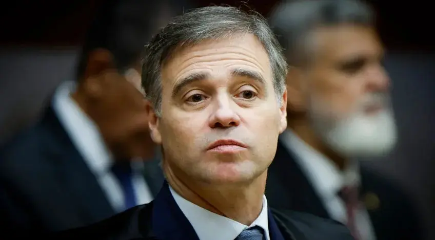 Quem vai julgar o reajuste do Bolsa Família? Ministro do STF André Mendonça analisa ação no TSE